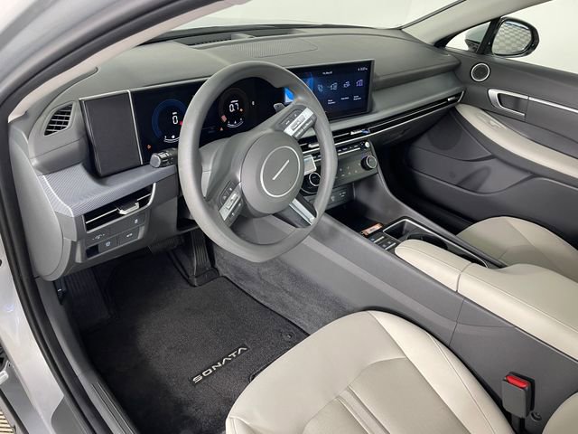 Certified 2025 Hyundai Sonata SEL AWD/4WD image 3