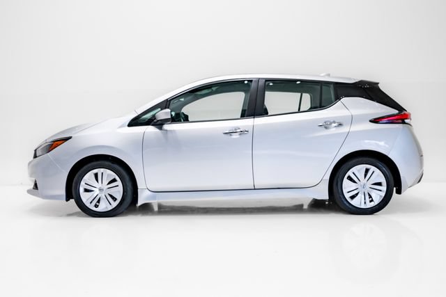 Used 2025 Nissan Leaf S FWD image 32