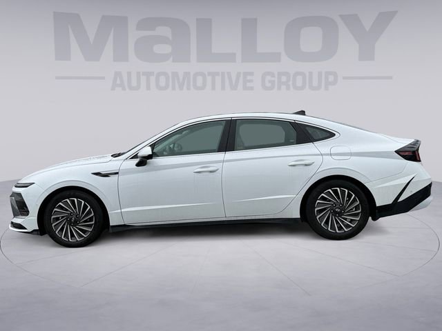 Used 2025 Hyundai Sonata Limited image 2