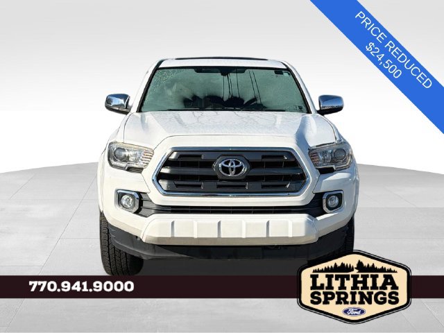 Used 2016 Toyota Tacoma Limited w/ Towing Package RWD image 8