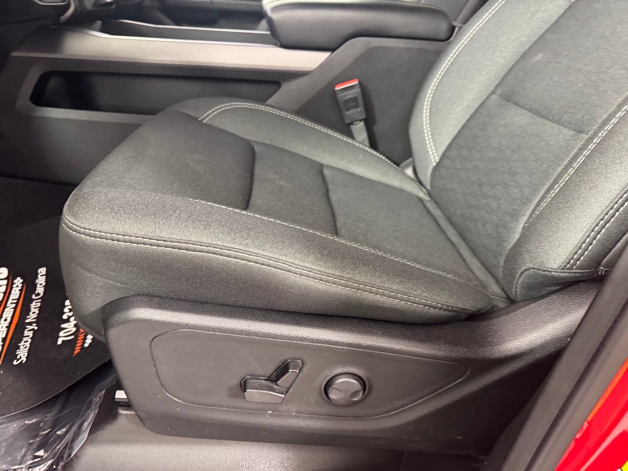 Used 2025 RAM 1500 Big Horn AWD/4WD image 11