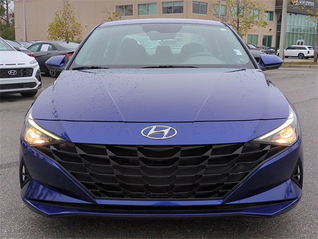 Certified 2022 Hyundai Elantra SEL w/ Preferred Accessory Package image 9