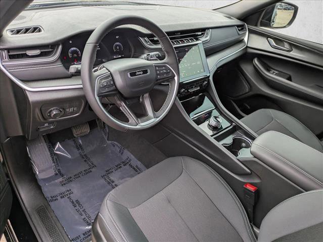 New 2026 Jeep Grand Cherokee Laredo X AWD/4WD image 3