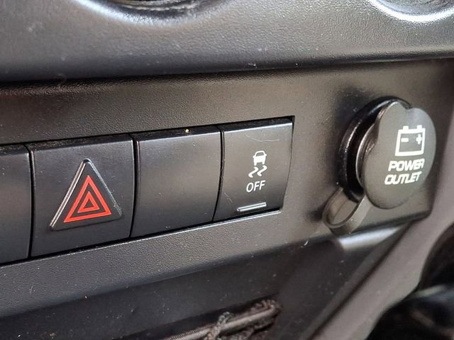 Used 2010 Jeep Wrangler Unlimited Sport image 21