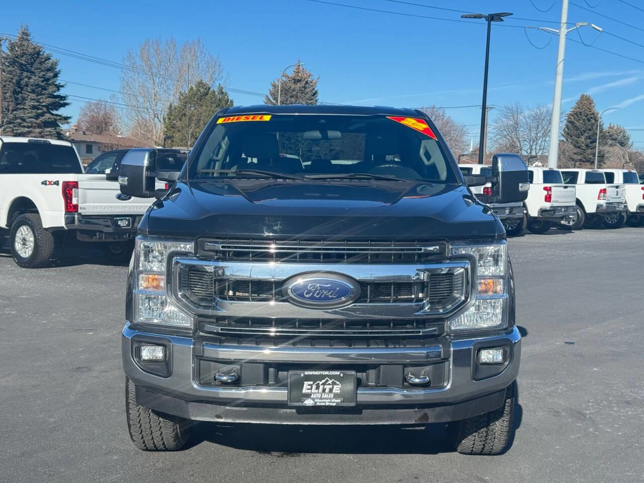 Used 2022 Ford F350 XLT w/ XLT Premium Package AWD/4WD image 2