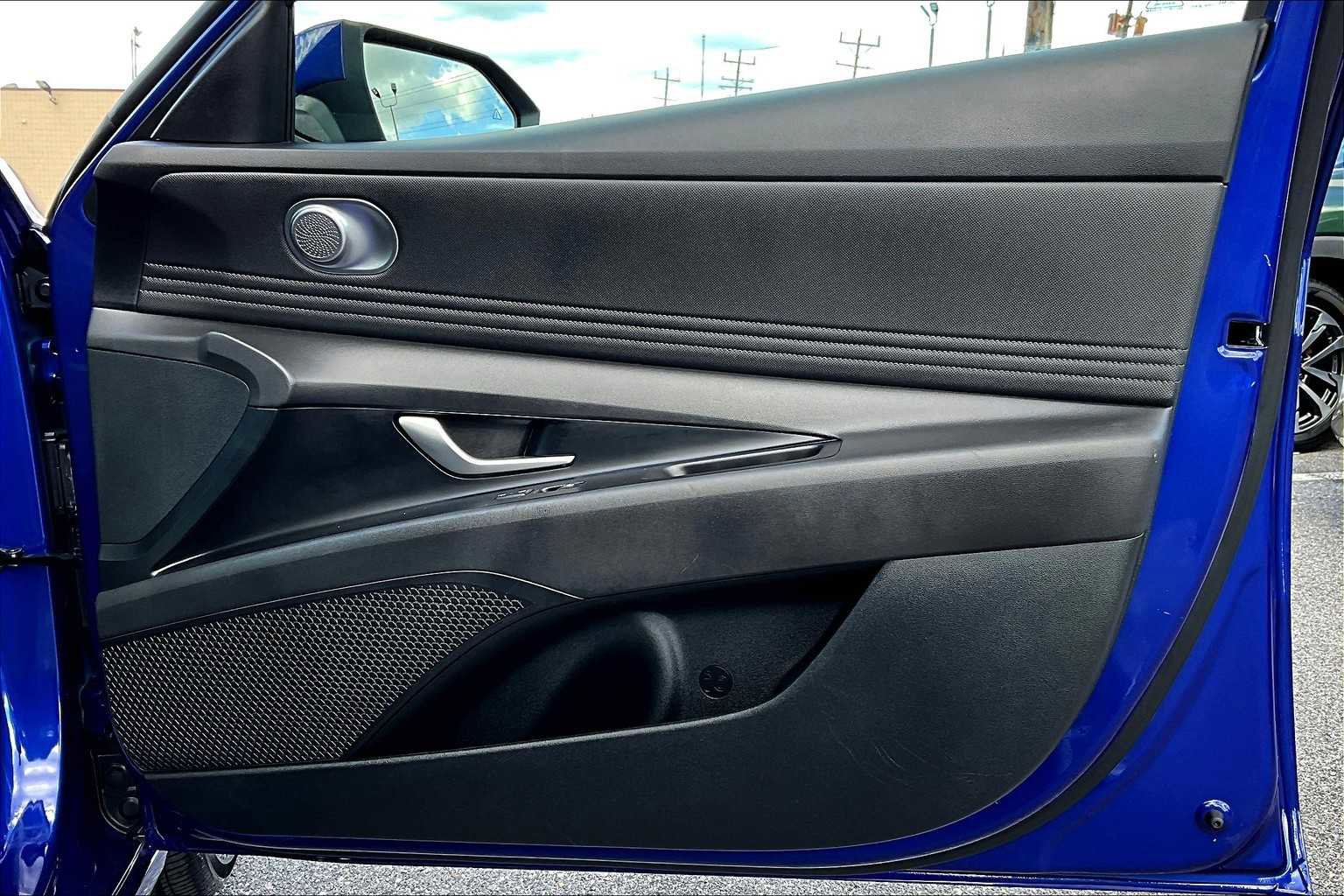 Used 2024 Hyundai Elantra SEL w/ Convenience Package image 22