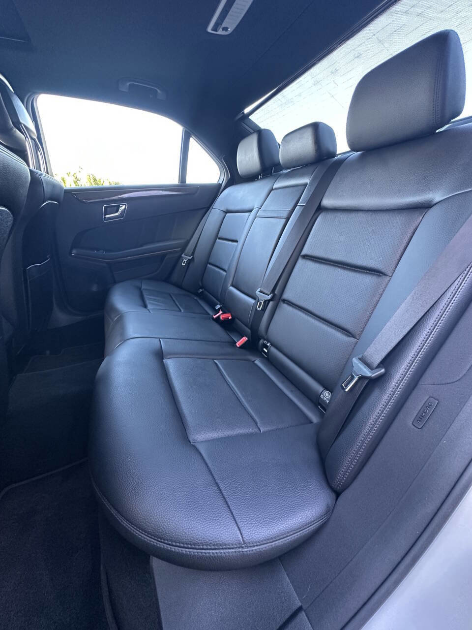 Used 2010 Mercedes-Benz E 350 Sedan w/ Premium 1 Pkg image 18