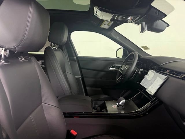 Certified 2026 Land Rover Range Rover Velar S AWD/4WD image 34