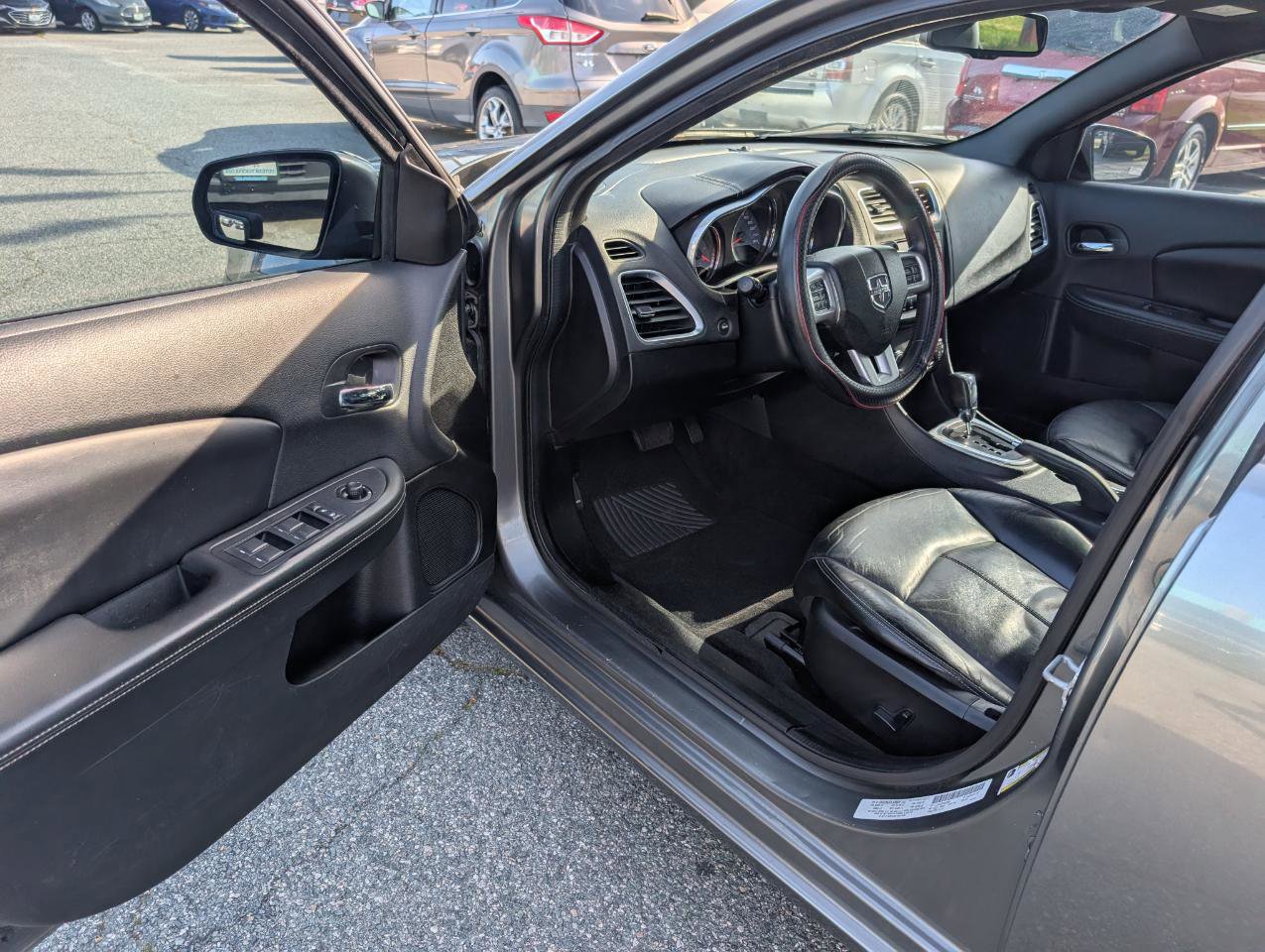 Used 2013 Dodge Avenger SXT w/ Sun/Sound Group image 12