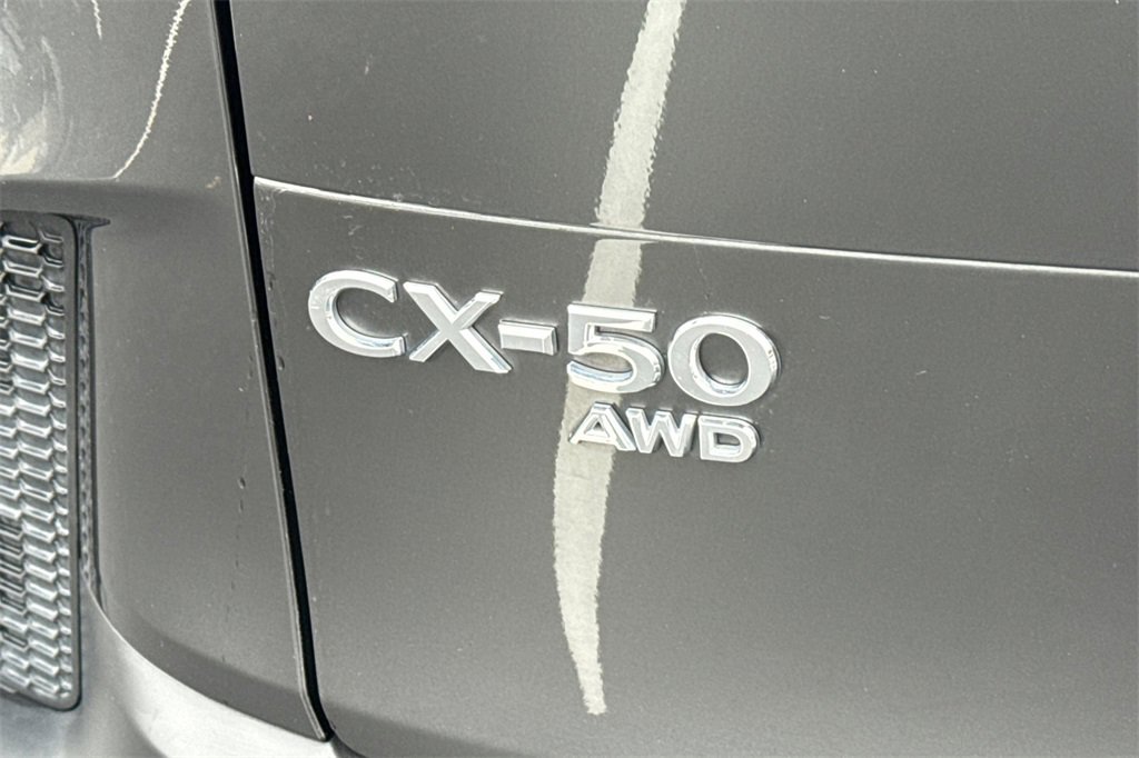 Used 2025 MAZDA CX-50 AWD 2.5 S w/ Preferred Package image 11