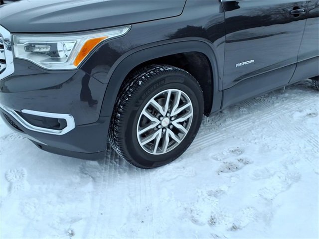 Used 2019 GMC Acadia SLE image 4