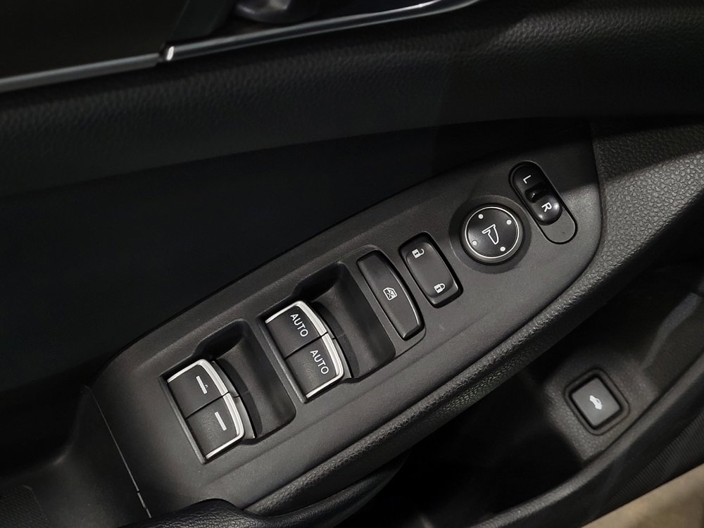 Used 2018 Honda Accord LX image 27