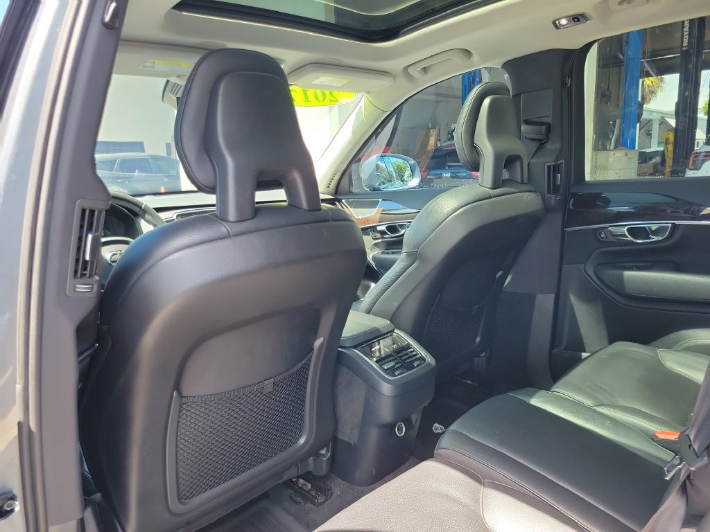 Used 2017 Volvo XC90 T6 Momentum w/ Vision Package AWD/4WD image 14
