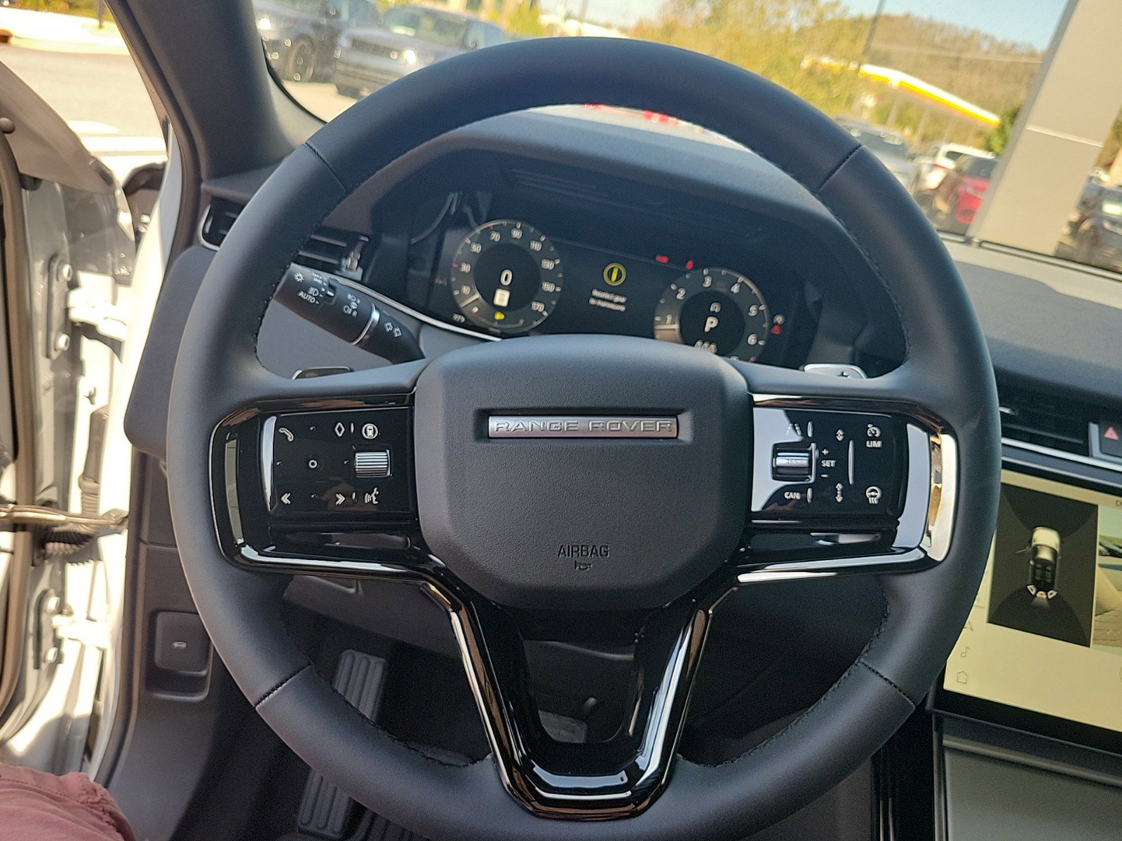 Certified 2025 Land Rover Range Rover Evoque S AWD/4WD image 34