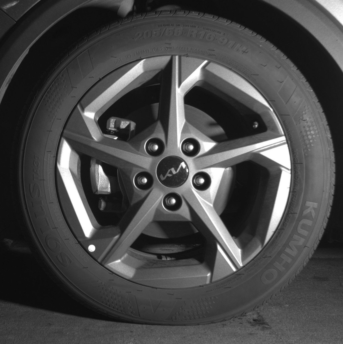 Used 2025 Kia K4 LXS image 12