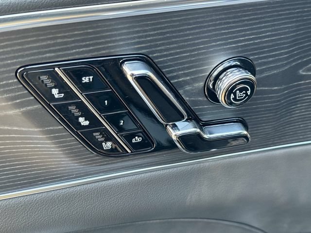Certified 2025 Cadillac Lyriq Luxury w/ LPO, Floor Liner Package AWD/4WD image 29