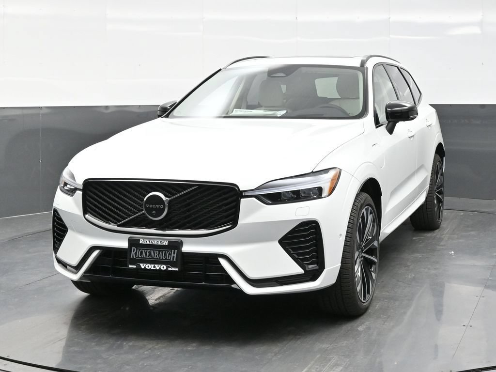 New 2026 Volvo XC60 T8 Ultra w/ Climate Package PRO AWD/4WD image 2