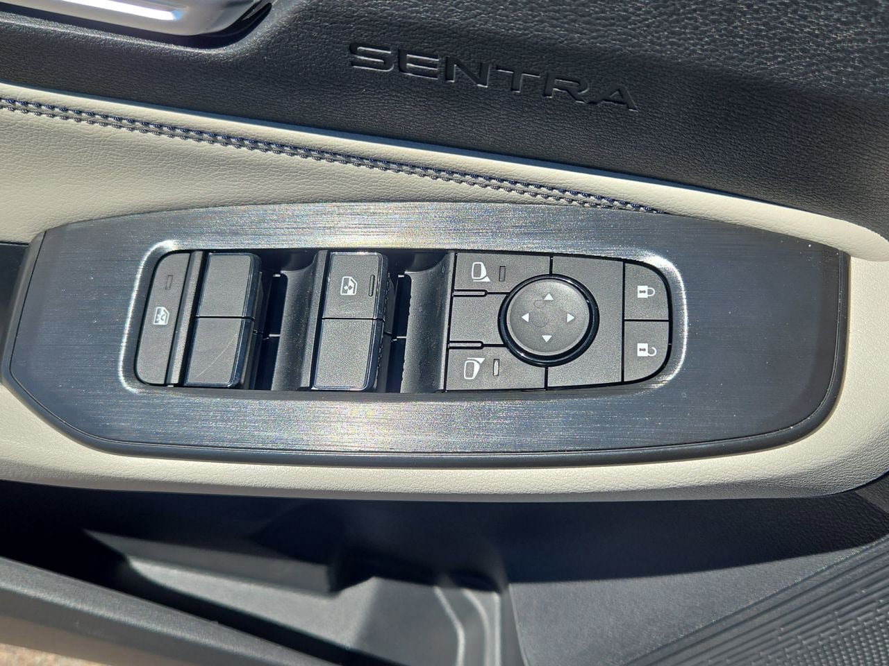 New 2026 Nissan Sentra SL w/ Floor Mat Package FWD image 29