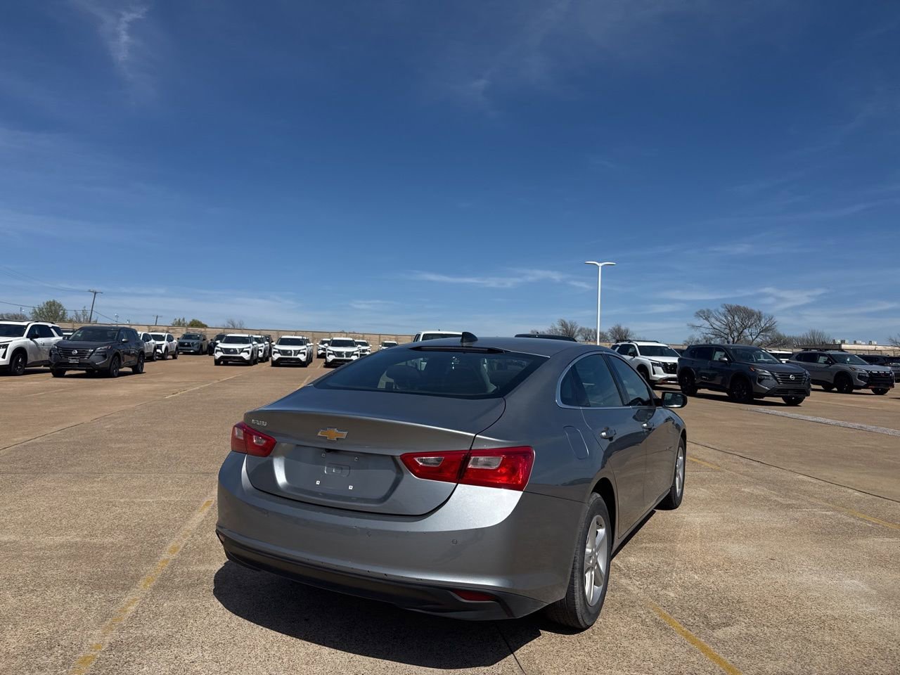 Used 2025 Chevrolet Malibu LS image 22