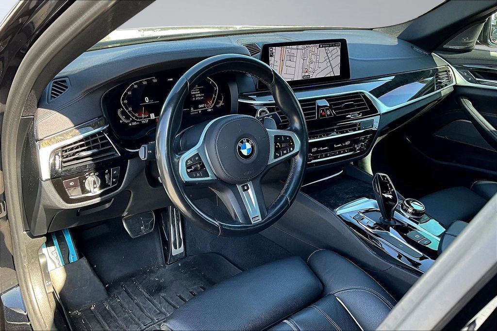 Used 2020 BMW 540i w/ M Sport Package image 4