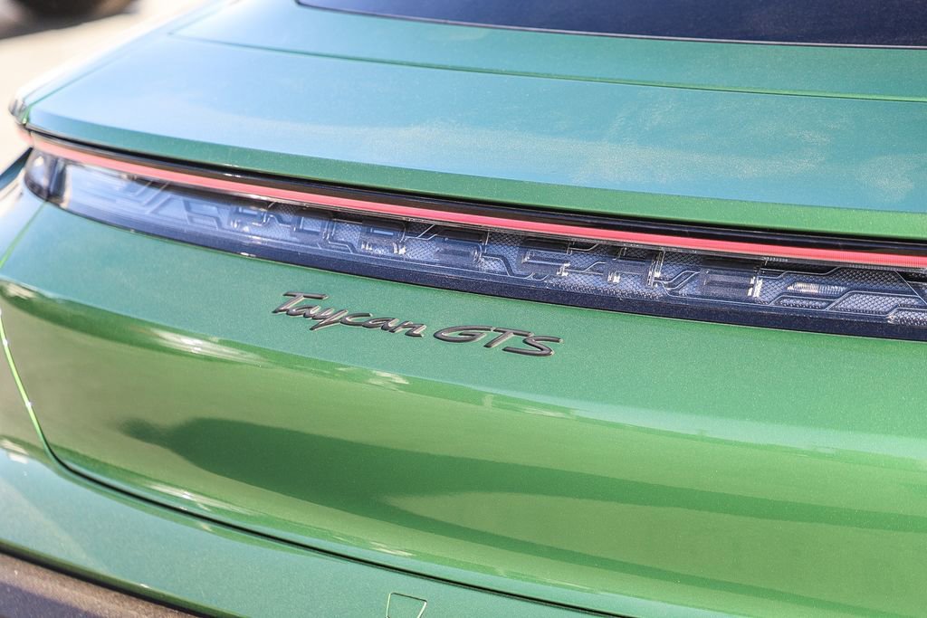 Used 2023 Porsche Taycan GTS image 16