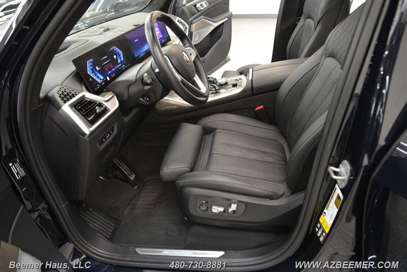 Used 2024 BMW ALPINA XB7 AWD/4WD image 17
