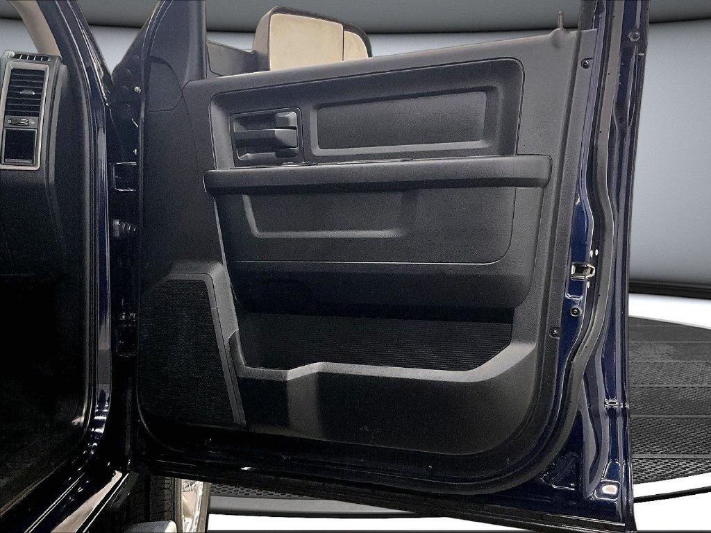 Used 2017 RAM 2500 Tradesman w/ Chrome Appearance Group AWD/4WD image 27