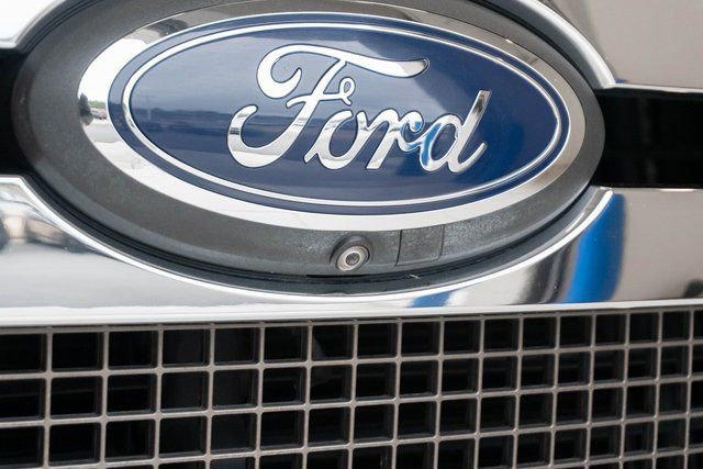 Used 2019 Ford F150 King Ranch w/ Equipment Group 601A Luxury image 10