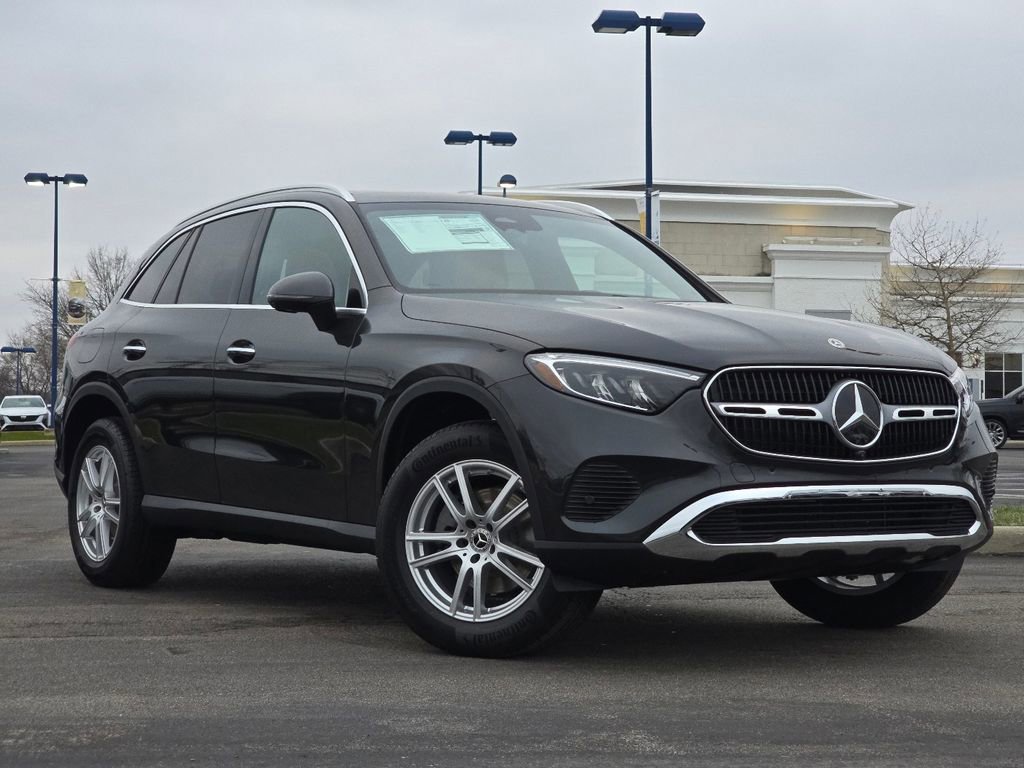 New 2026 Mercedes-Benz GLC 300 4MATIC image 2