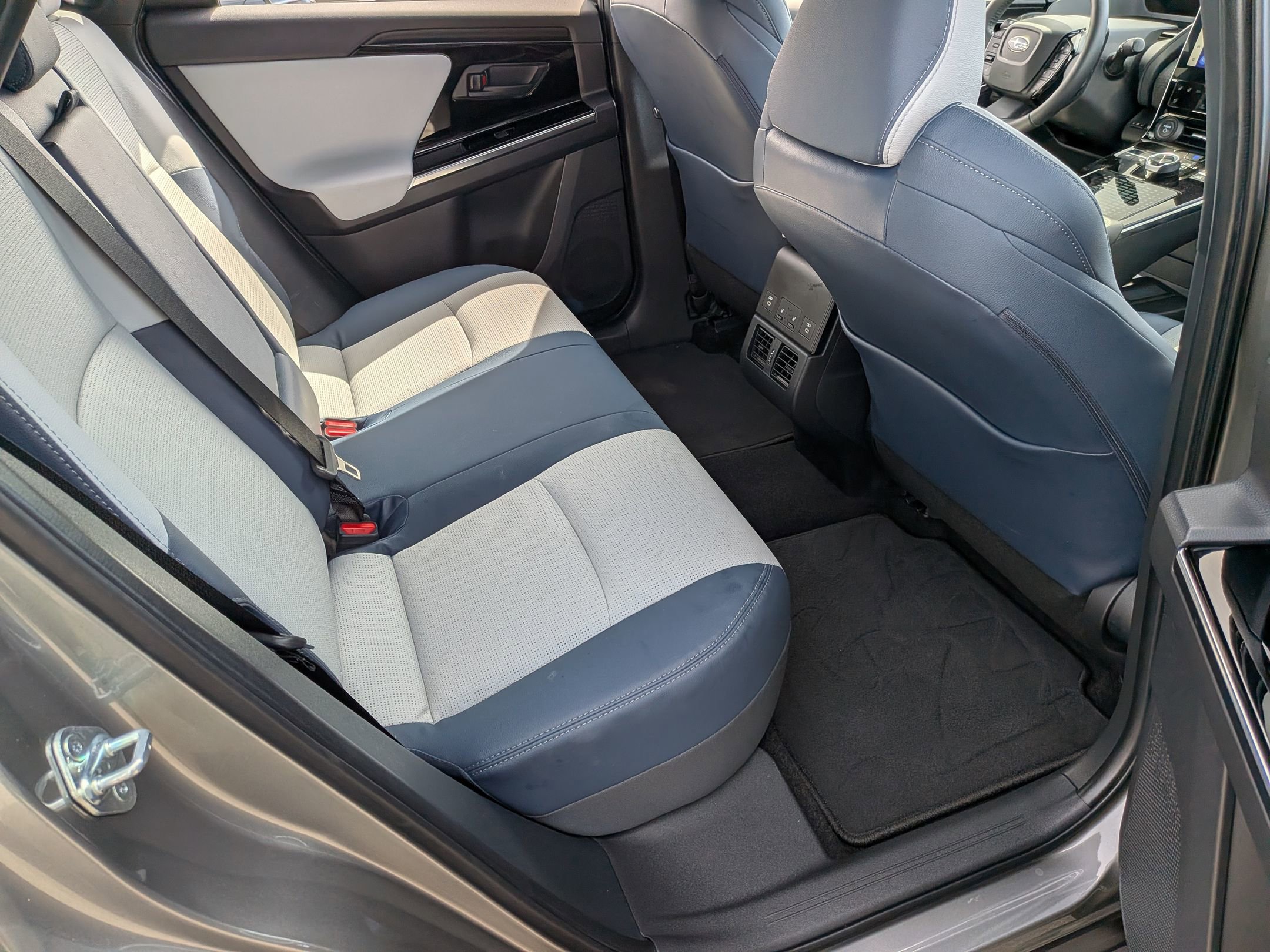 Certified 2023 Subaru Solterra AWD image 32