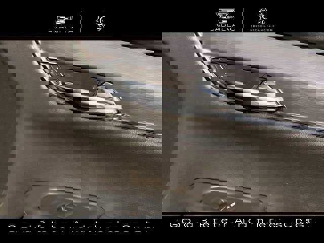 Used 2023 Cadillac XT6 Luxury image 31