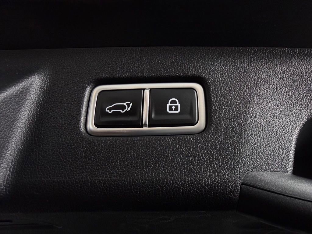 Used 2023 Kia Sorento SX FWD image 30
