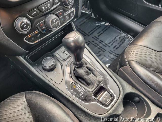 Certified 2023 Jeep Cherokee Altitude Lux AWD/4WD image 19