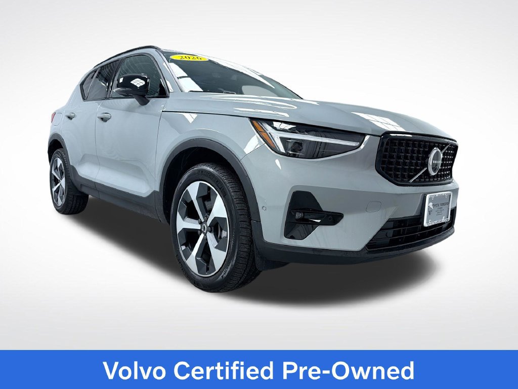 Used 2026 Volvo XC40 B5 Plus w/ Protection Package Premier
