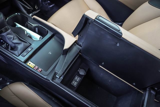 Certified 2024 Lexus ES 300h w/ Premium Package FWD image 16