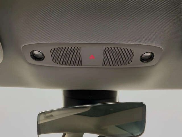 Used 2023 Tesla Model 3 Standard Range image 75