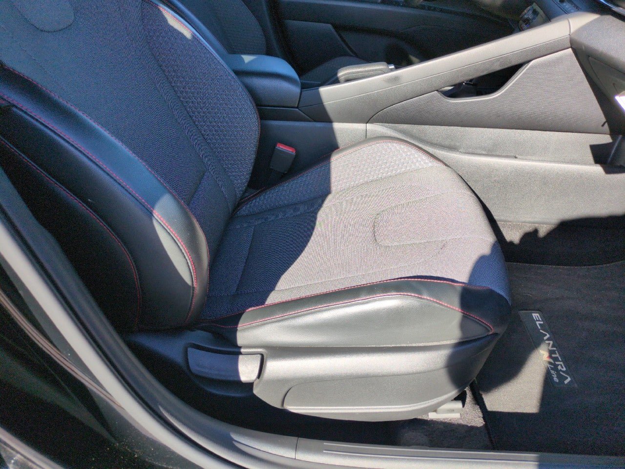 Used 2023 Hyundai Elantra N Line w/ Preferred Accessory Package FWD image 33