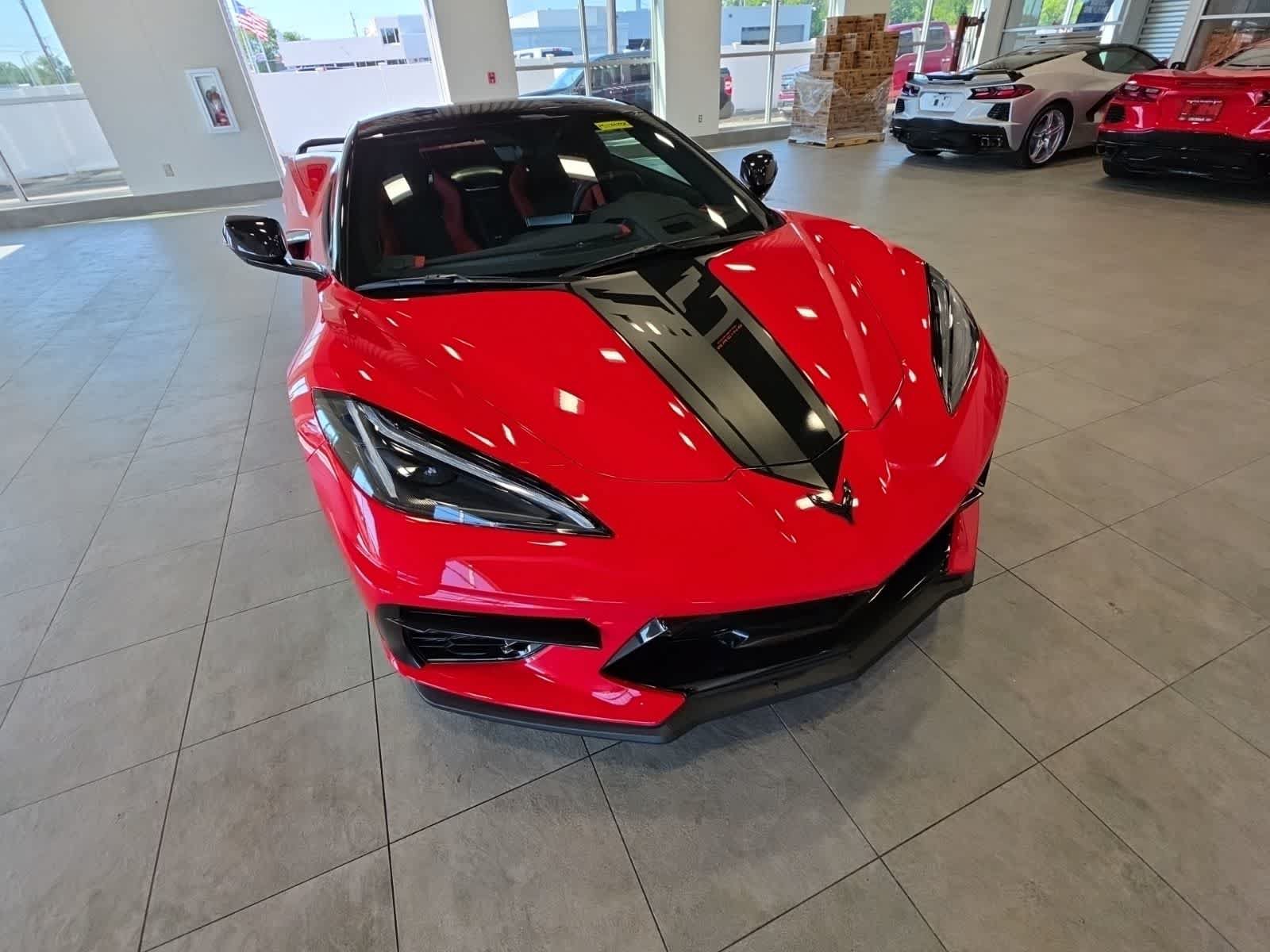 Used 2023 Chevrolet Corvette Stingray Preferred Conv w/ Z51 Performance Package RWD image 4