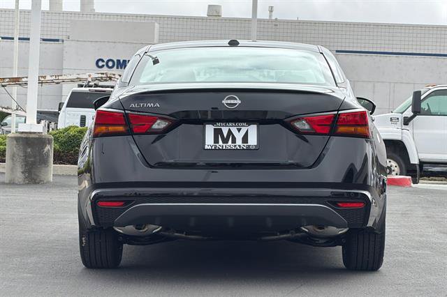 New 2026 Nissan Altima 2.5 SV FWD image 5