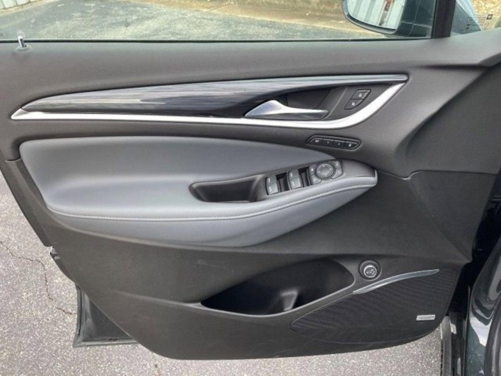 Used 2020 Buick Enclave Premium w/ Surround and Sites Package image 37