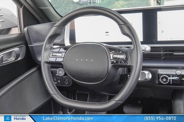 Used 2024 Hyundai Ioniq 6 SE RWD image 21