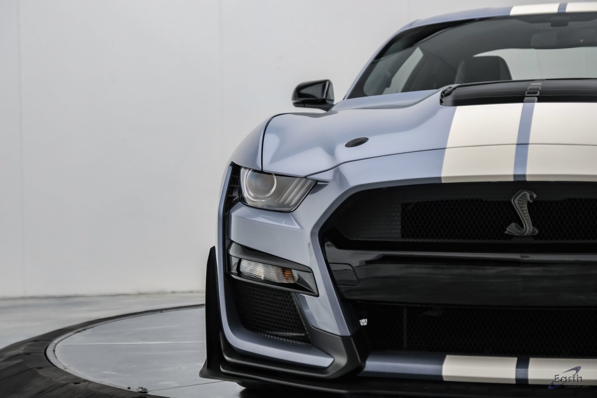 Used 2022 Ford Mustang Shelby GT500 w/ Carbon Fiber Track Pack RWD image 37