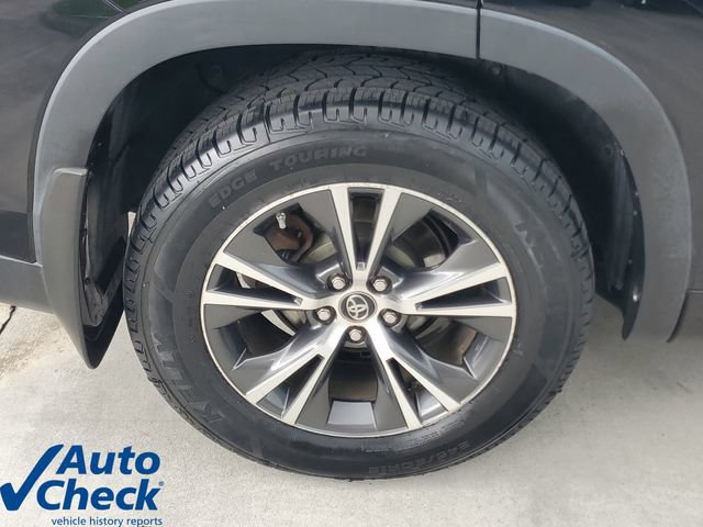 Used 2016 Toyota Highlander XLE AWD/4WD image 7