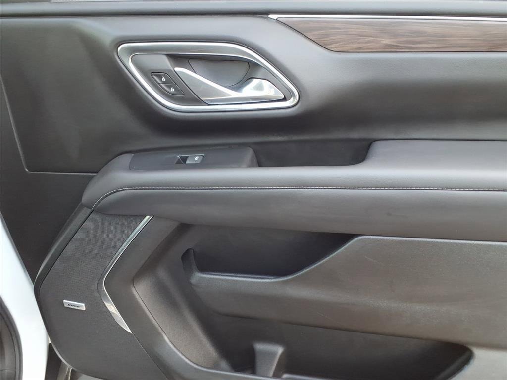 Used 2024 Chevrolet Tahoe Z71 w/ Luxury Package image 24