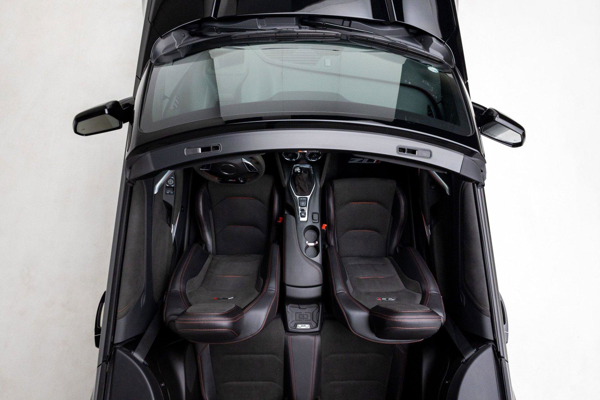 Used 2022 Chevrolet Camaro ZL1 RWD image 19