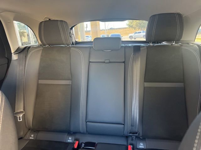 Used 2019 Land Rover Range Rover Velar P250 Base image 10