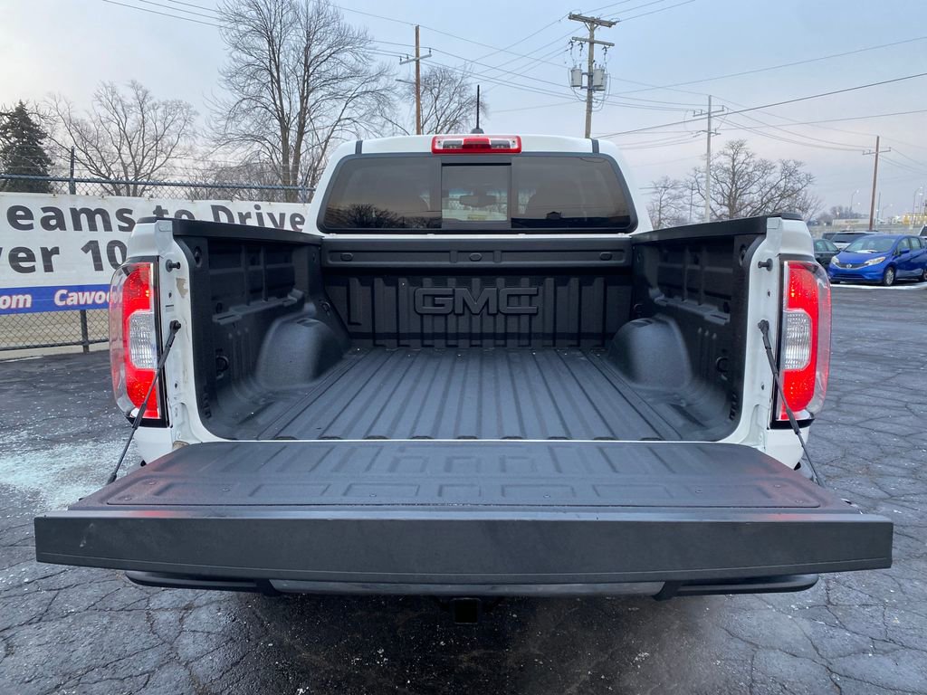 Used 2018 GMC Canyon SLE image 5