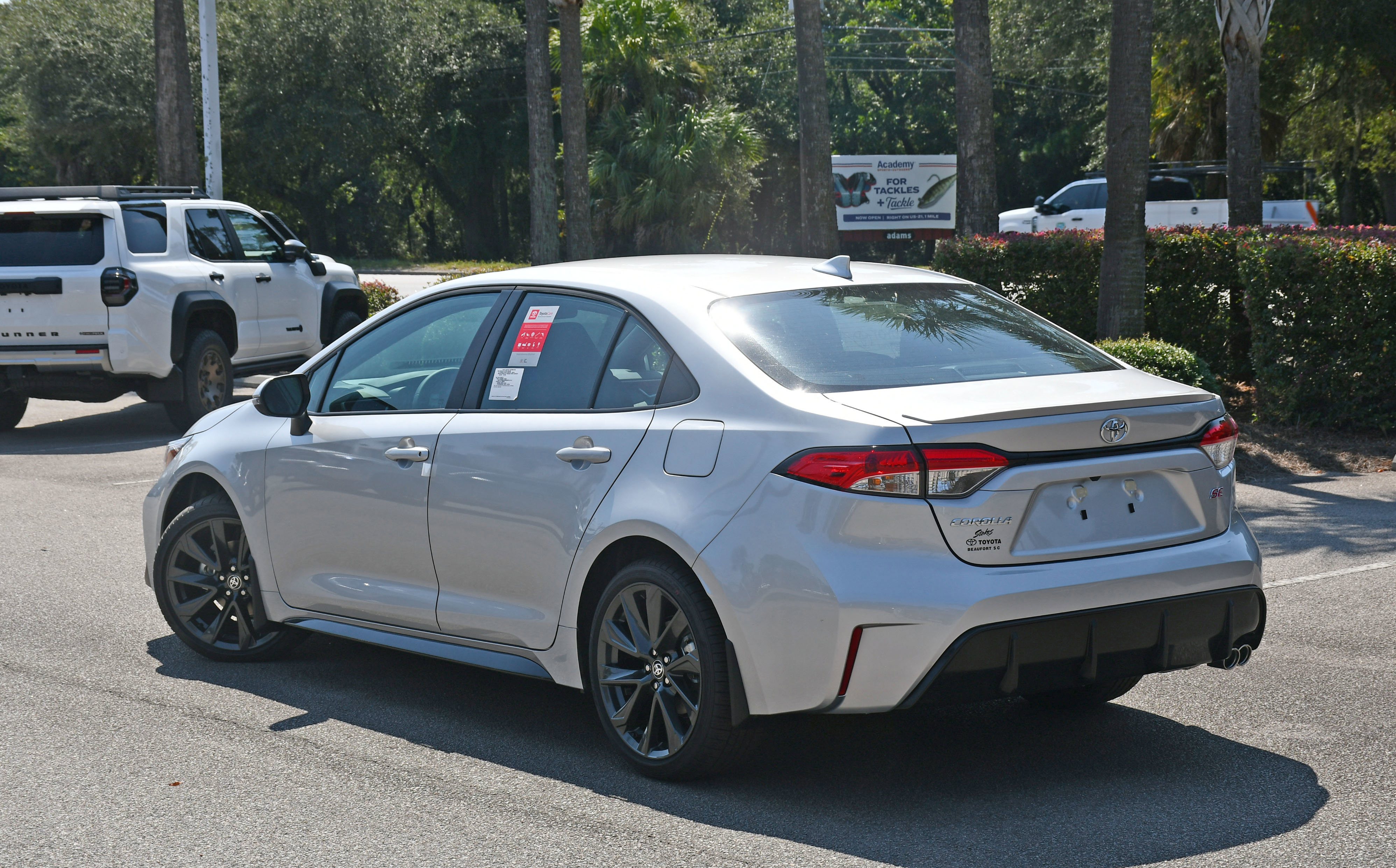 New 2026 Toyota Corolla SE image 2
