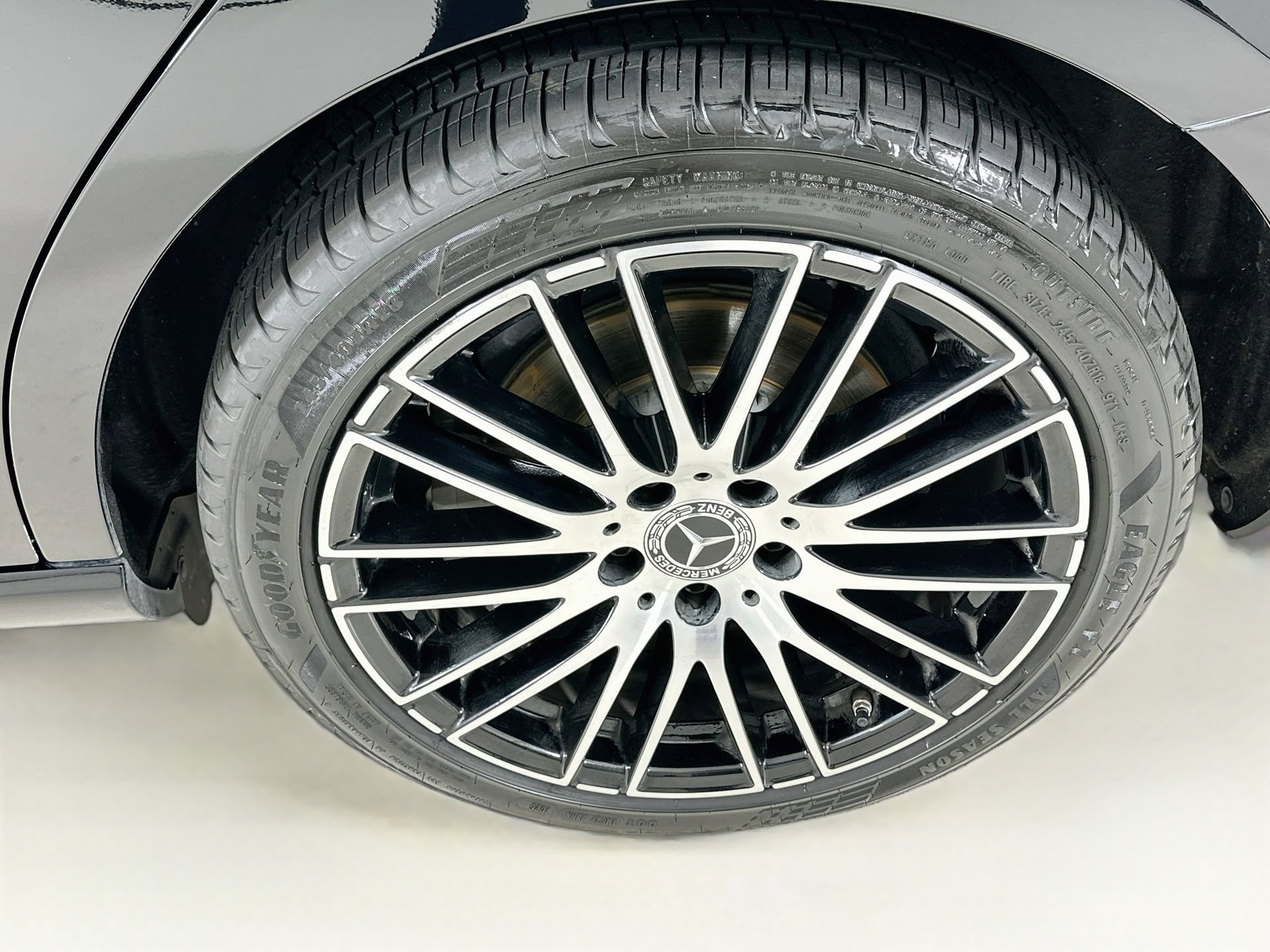 Certified 2024 Mercedes-Benz C 300 Sedan image 33