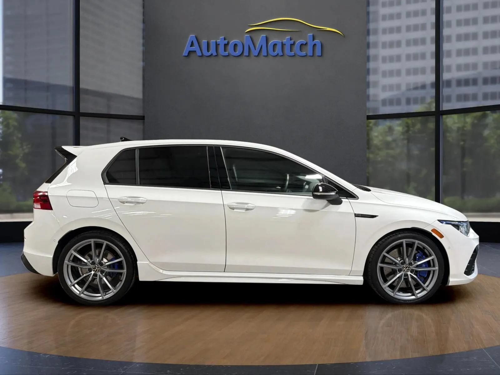 Used 2024 Volkswagen Golf R AWD/4WD image 12